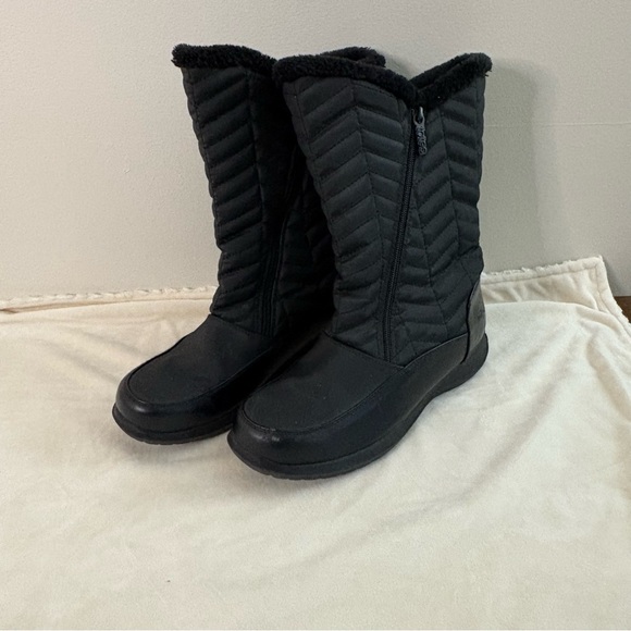 Totes Black Quilted Winter Boots Womens Jodi Size 10 Wide - Picture 1 of 13